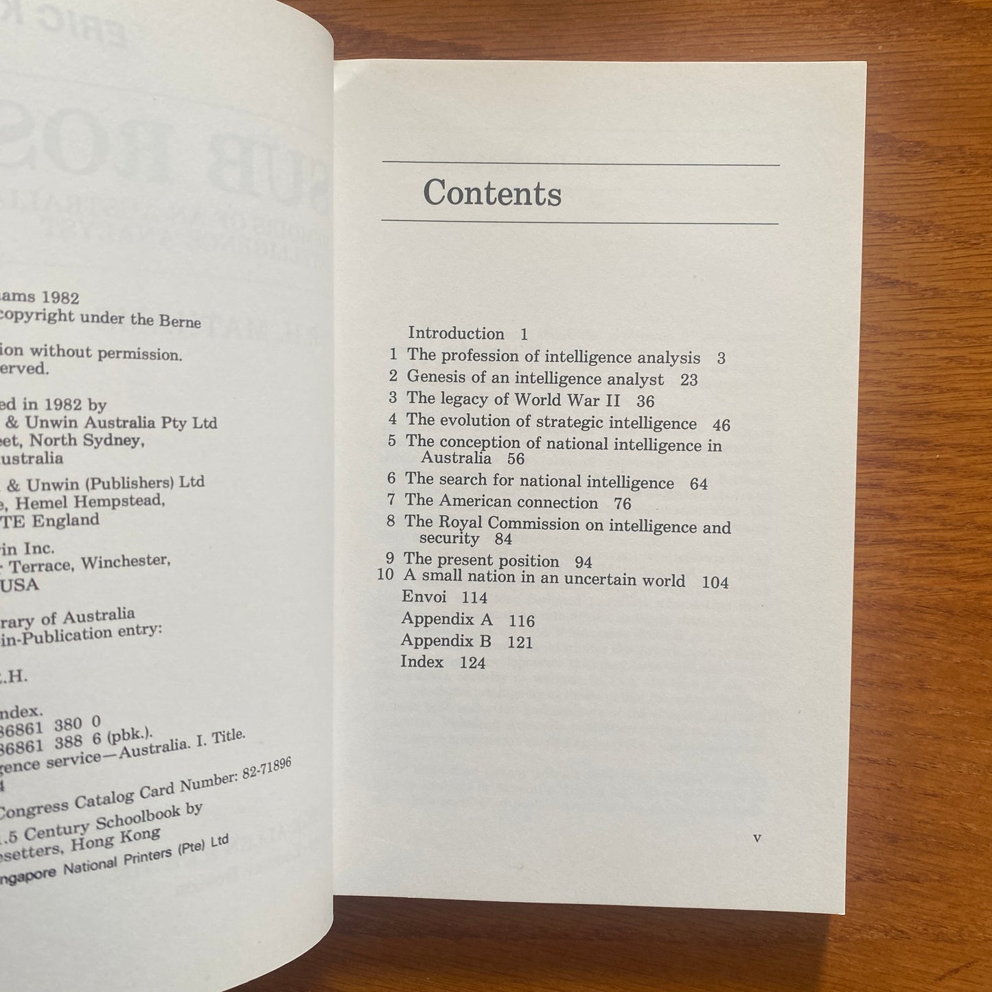 Sub Rosa: Memoirs Of An Australian Intelligence Analyst - R.H. Mattams