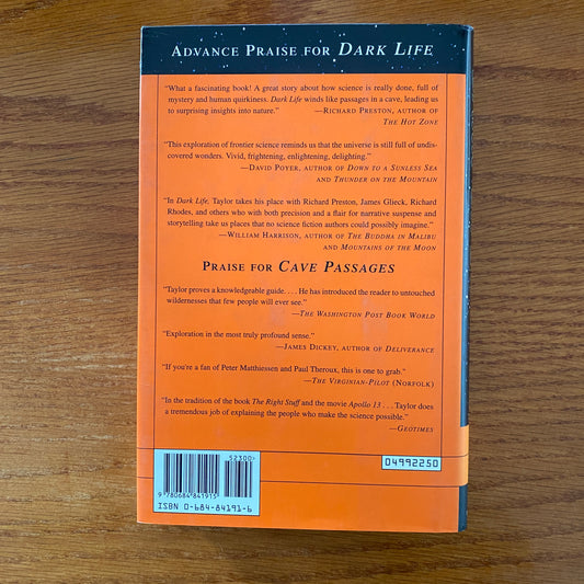 Dark Life - Michael Ray Taylor