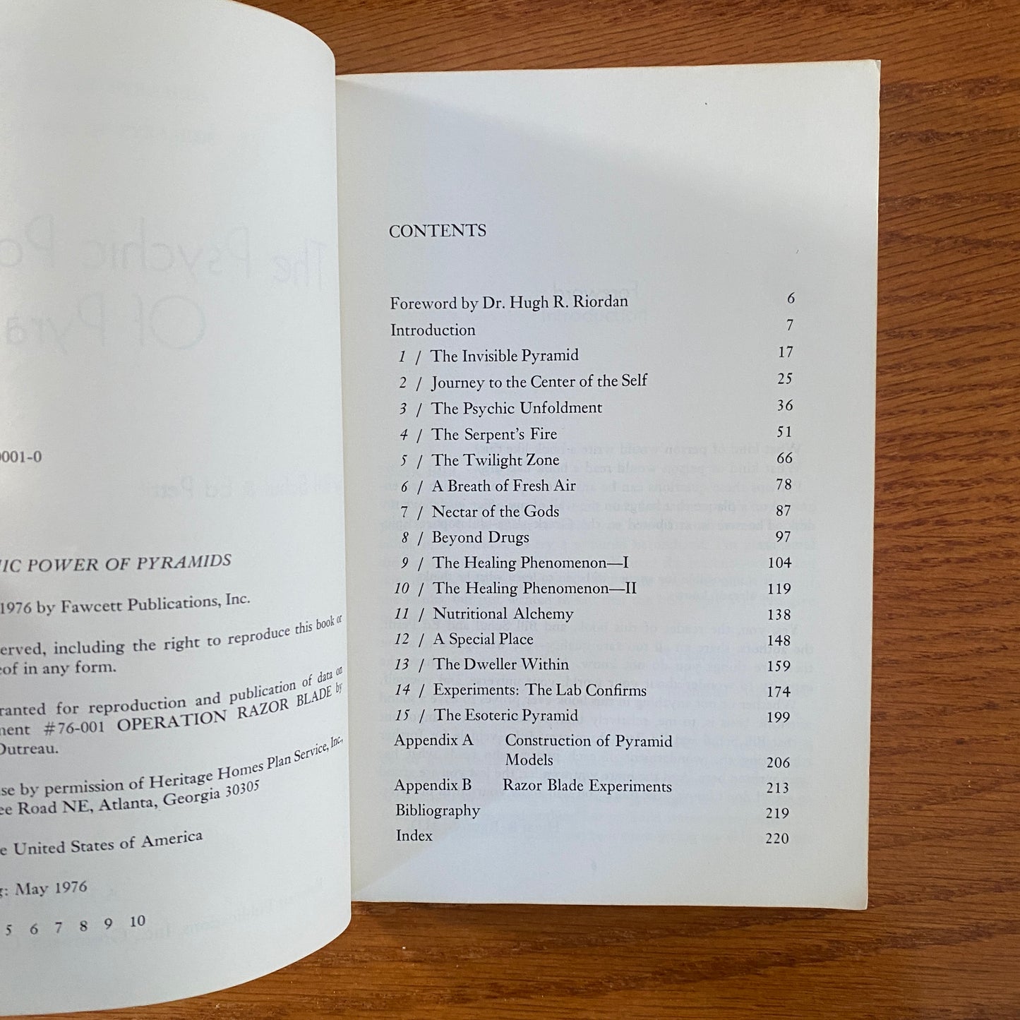 The Psychic Power Of Pyramids - Bill Schull & Ed Pettit