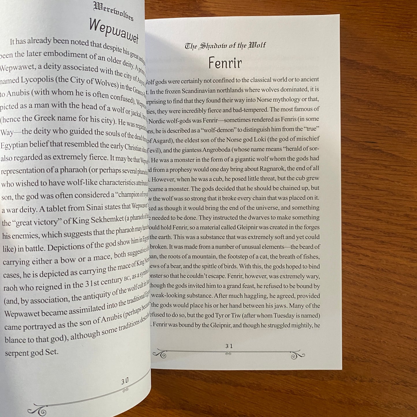 Werewolves: A Field Guide to Shapeshifters, Lycanthropes, & Man-Beasts - Dr Bob Curran