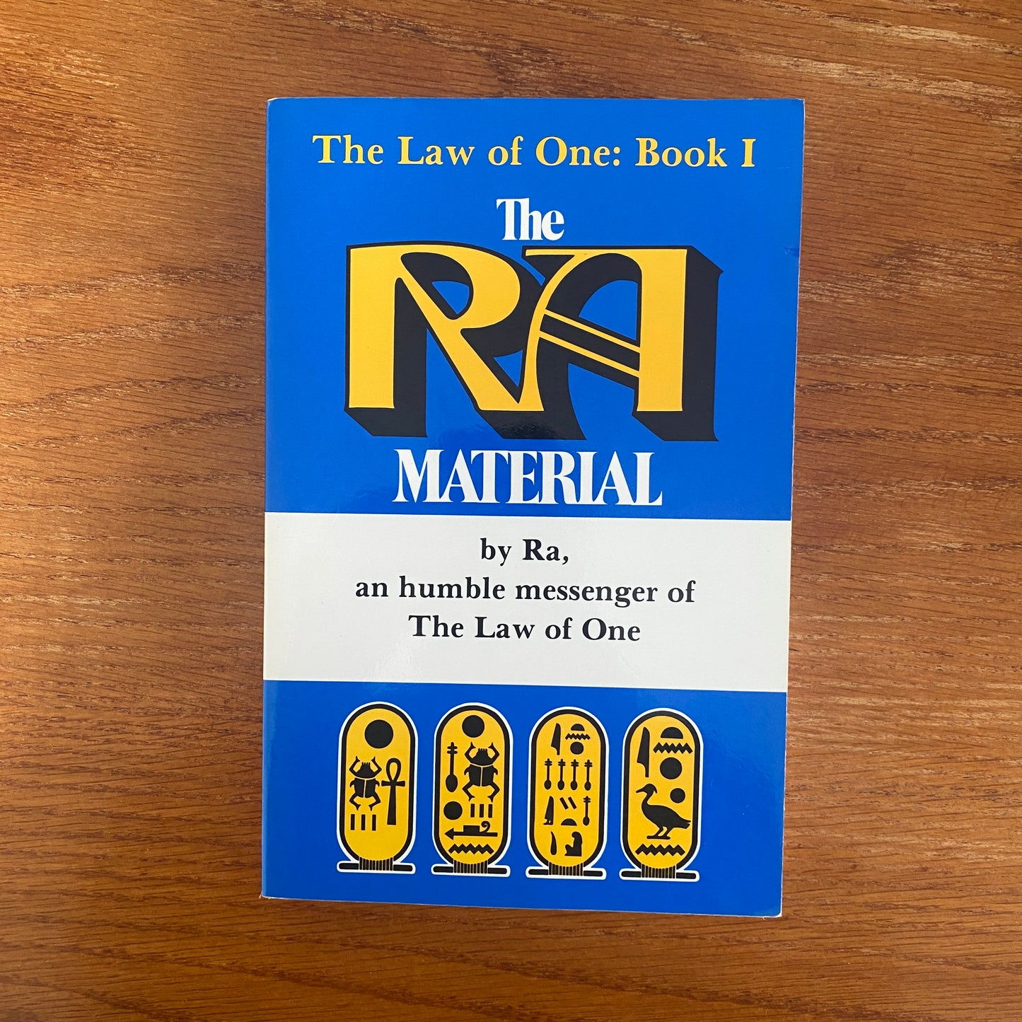 The Ra Material: An Ancient Astronaut Speaks - James Allen McCarty, Carla Lisbeth Rueckert & Donald Tully Elkins