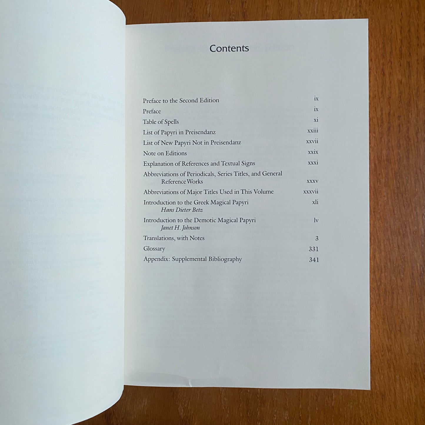 The Greek Magical Papyri In Translation: Including the Demotic Spells Second Edition Volume One: Texts With an Updated Bibliography - Hans Dieter Betz
