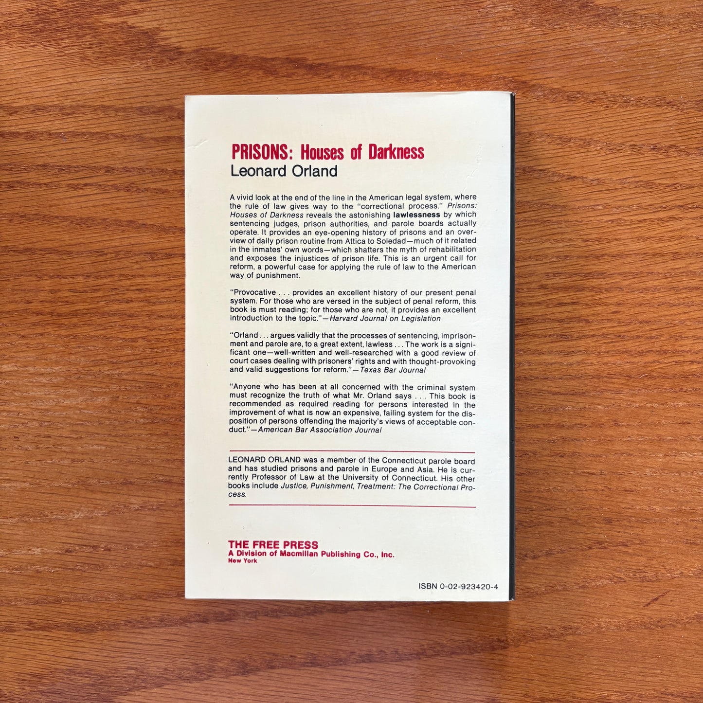 Prisons: Houses Of Darkness - Leonard Orland
