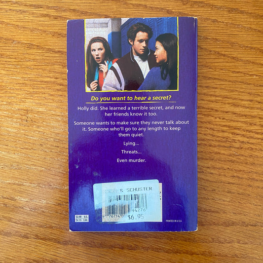 R.L Stine - Fear Street: What Holly Heard