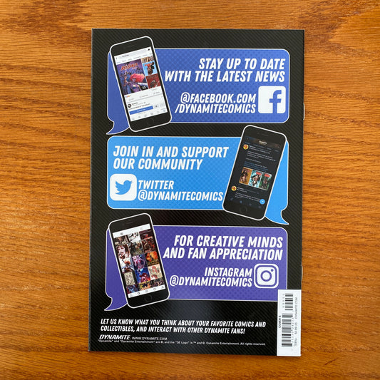 Vampirella #9 Cvr E Teena Titan Cosplay