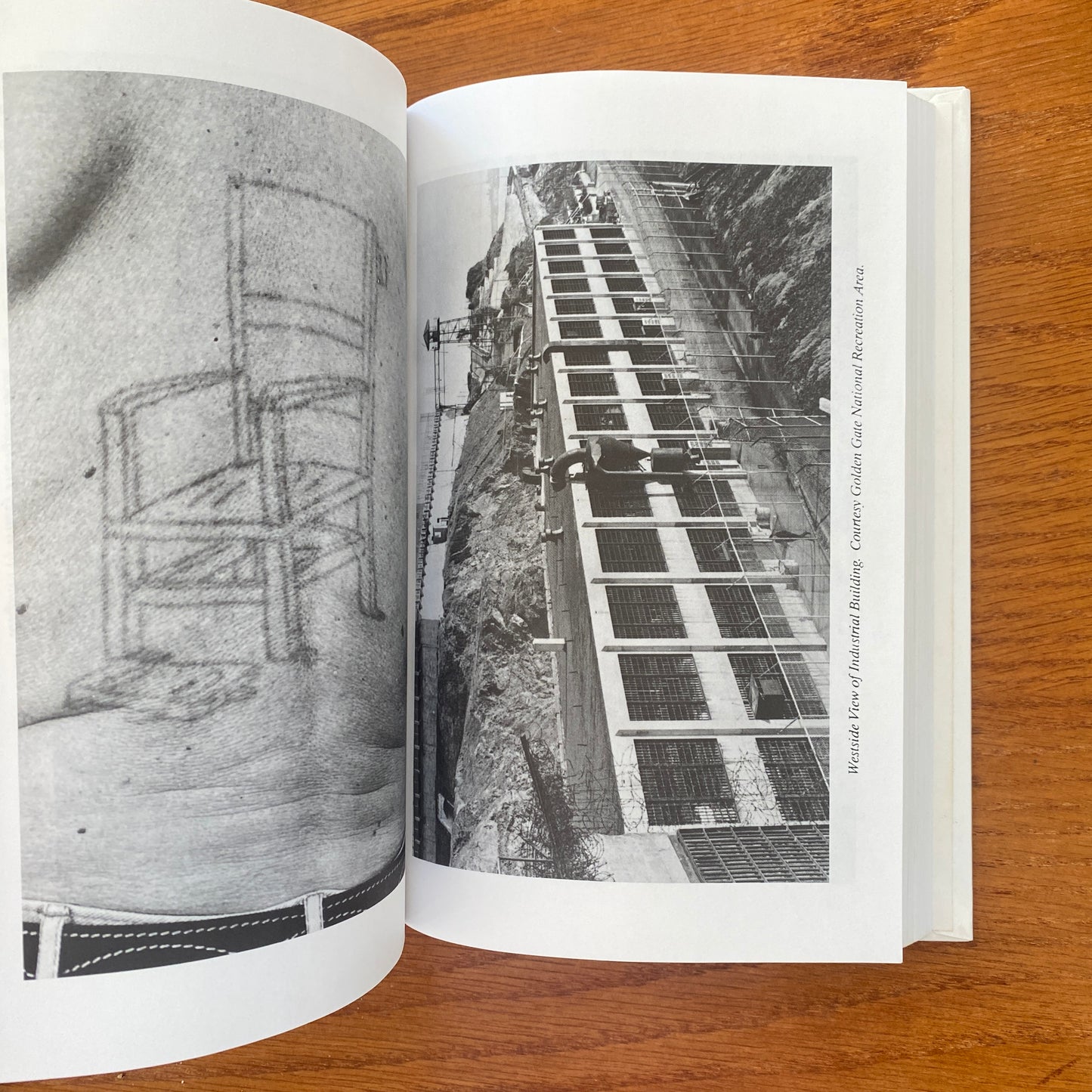 Last train To Alcatraz: The Autobiography of Leon (Whitey) Thompson, Former Alcatraz Inmate - Leon Thompson