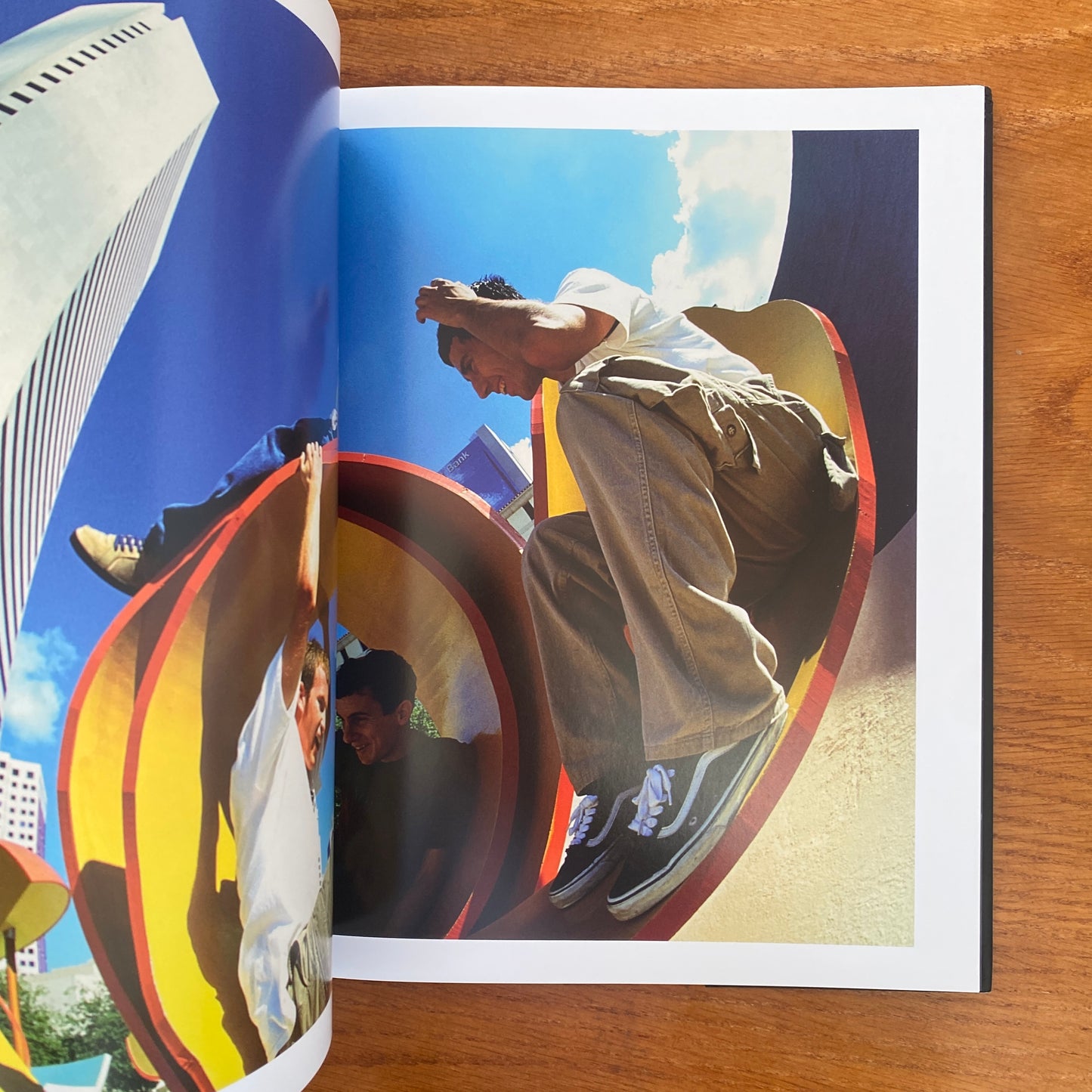 '93 til: A Photographic Journey Through Skateboarding in the 1990s - Pete Thompson