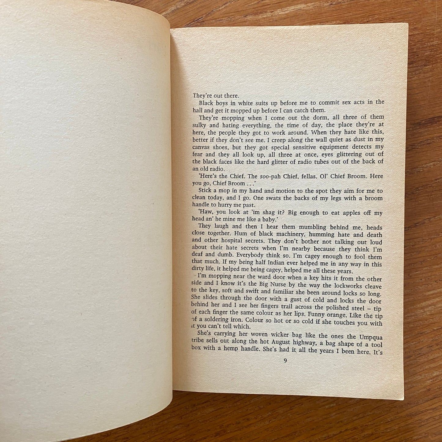 Ken Kesey - One Flew Over The Cuckoo's Nest