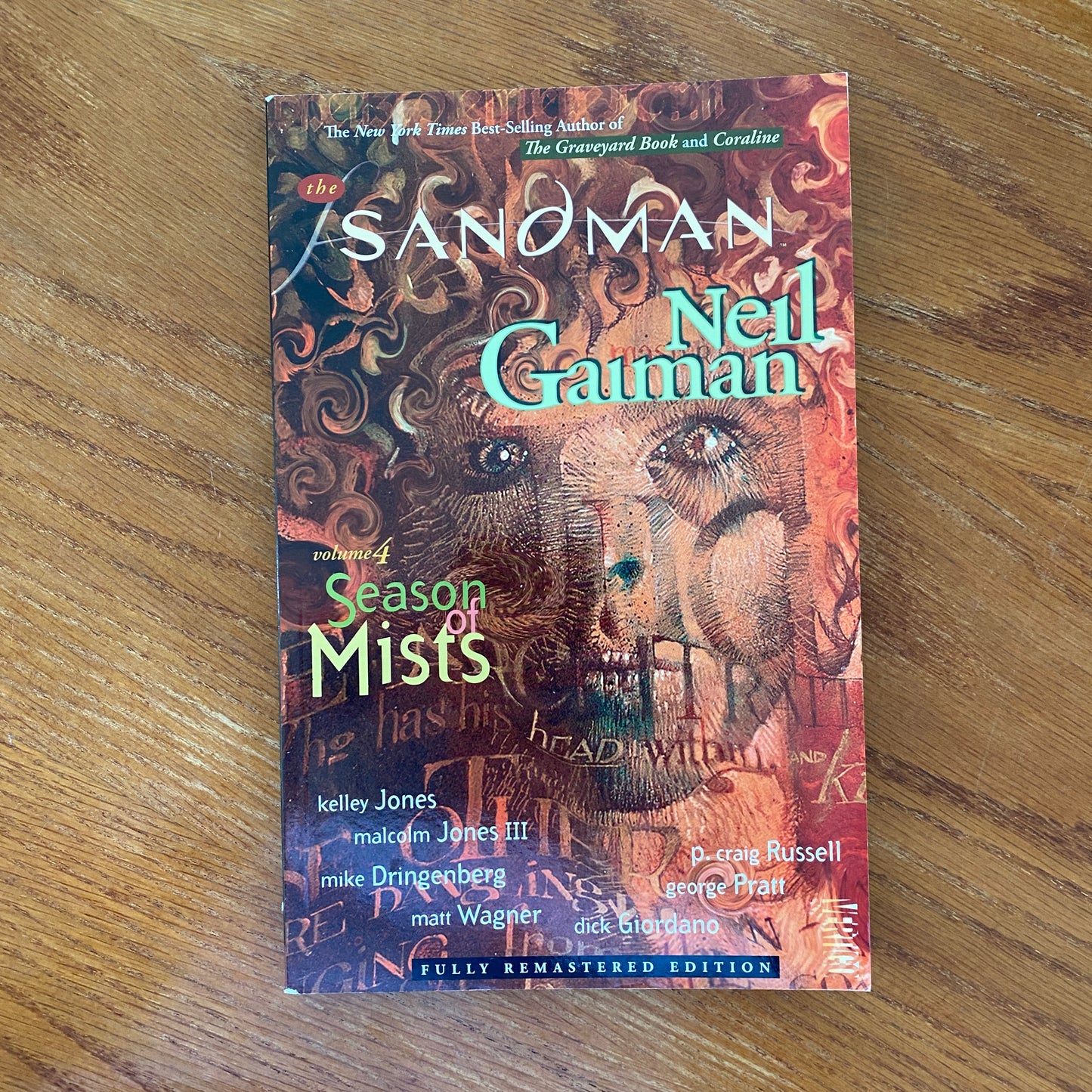 Sandman: Season Of Mists - Neil Gaiman
