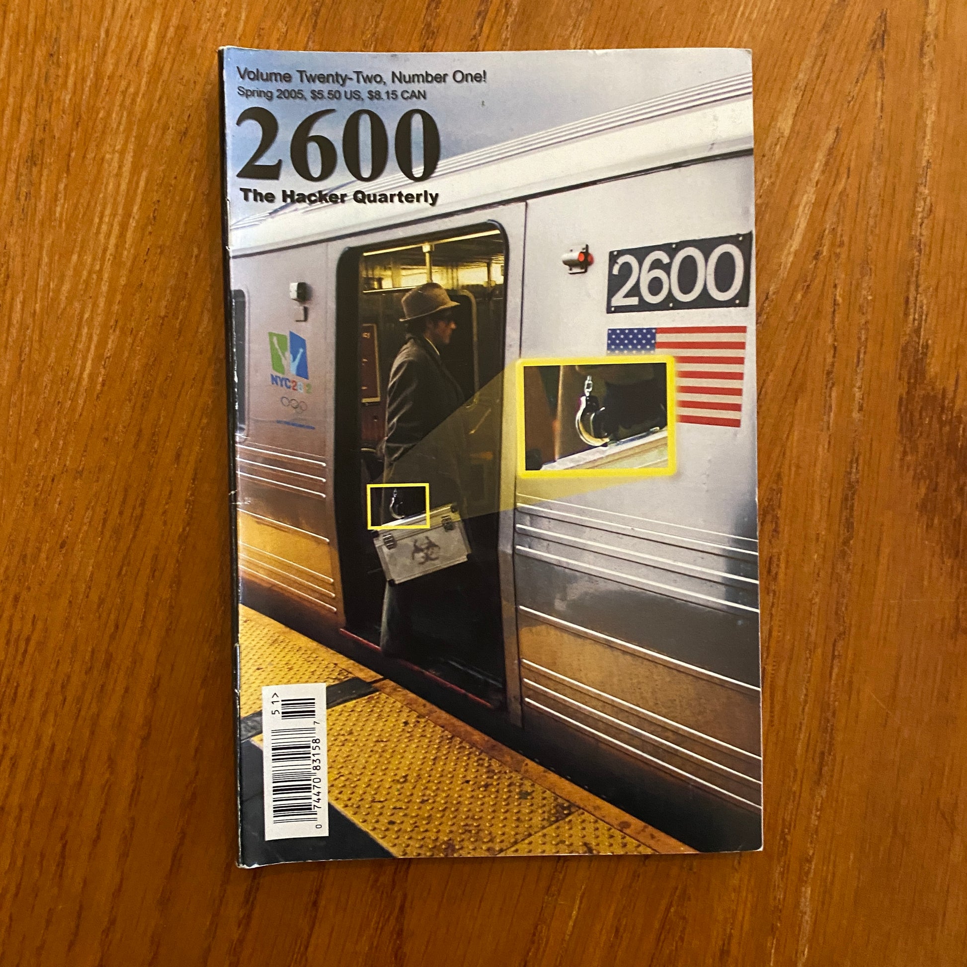 Second hand books , rumor books , 2600 magazine, hacking magazine