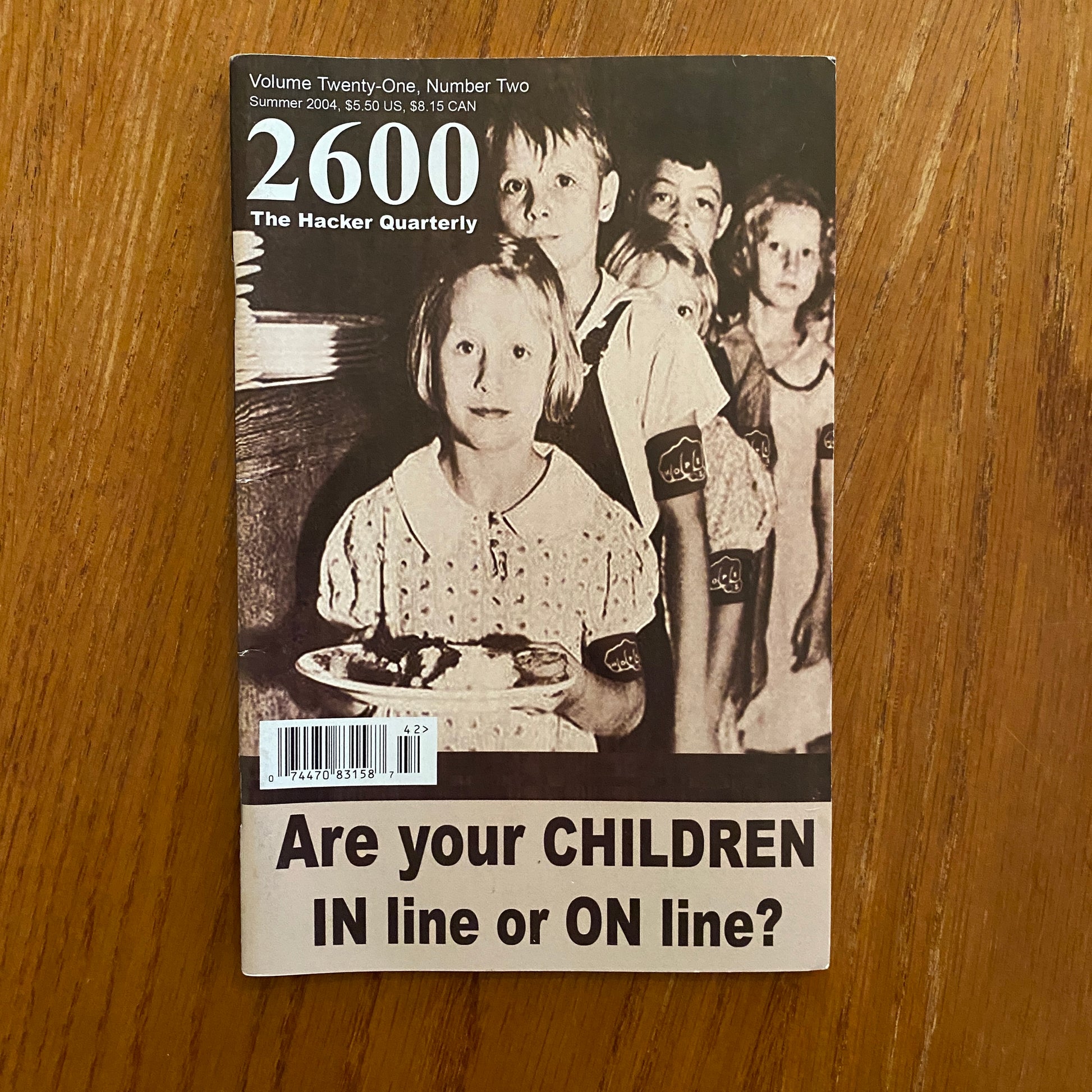 Second hand books , rumor books , 2600 magazine, hacking magazine