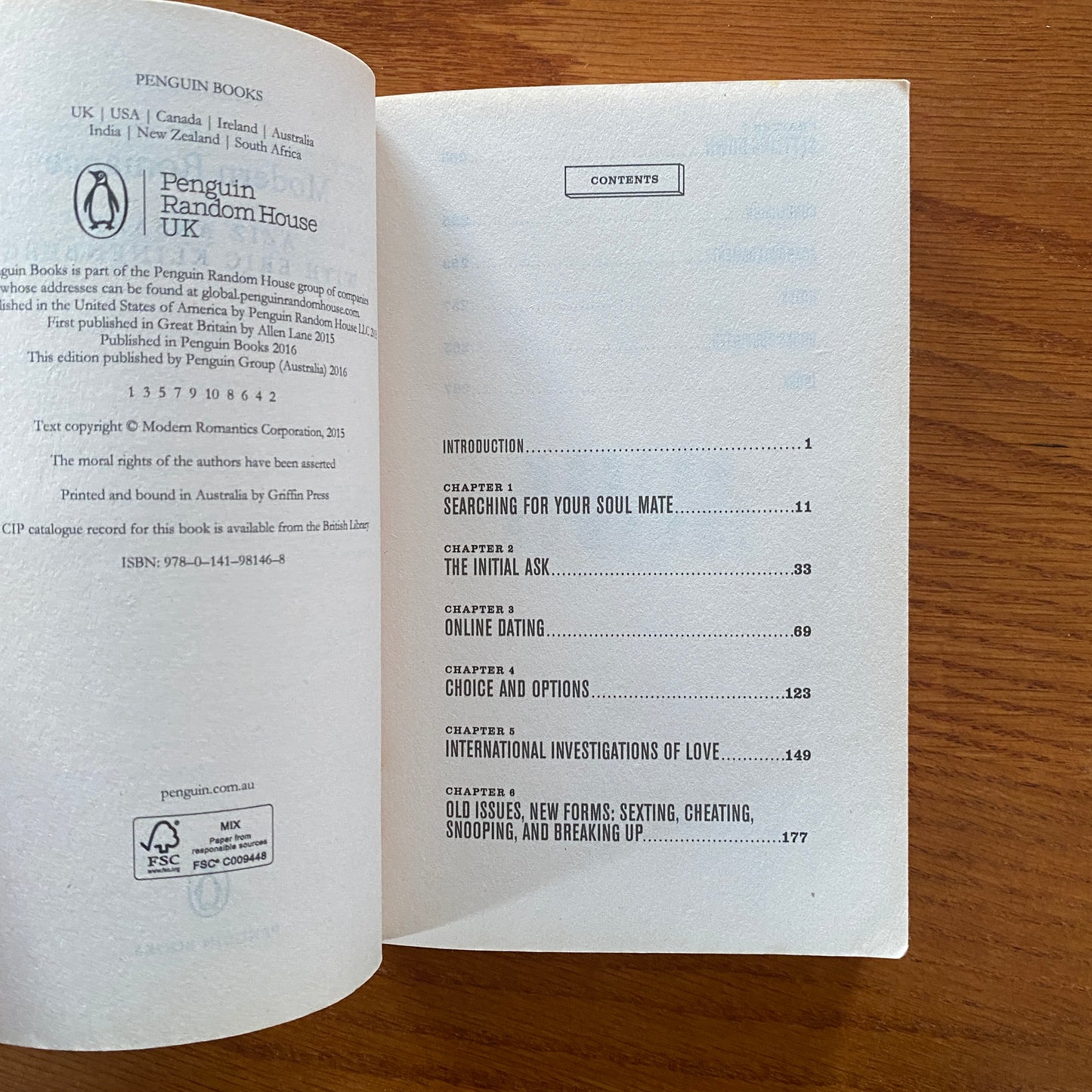 Aziz Ansari & Eric Klineberg - Modern Romance