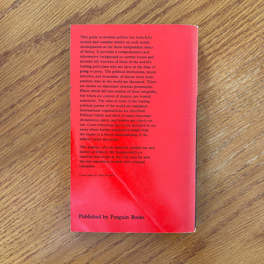 A Dictionary of Politics Revised Edition - Florence Elliott and Michael Summerskill