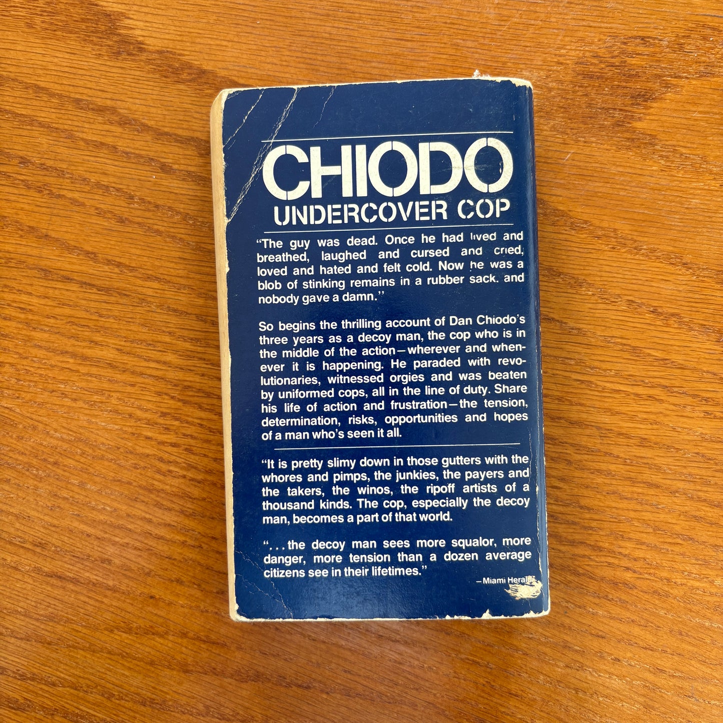 Chiodo Undercover Cop