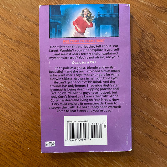 R.L Stine - Fear Street: The New Girl