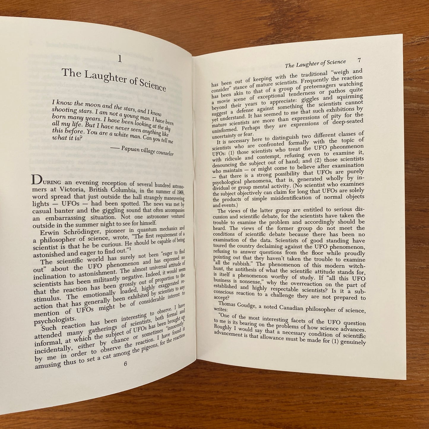 The UFO Experience: A Scientific Enquiry - J. Allen Hynek