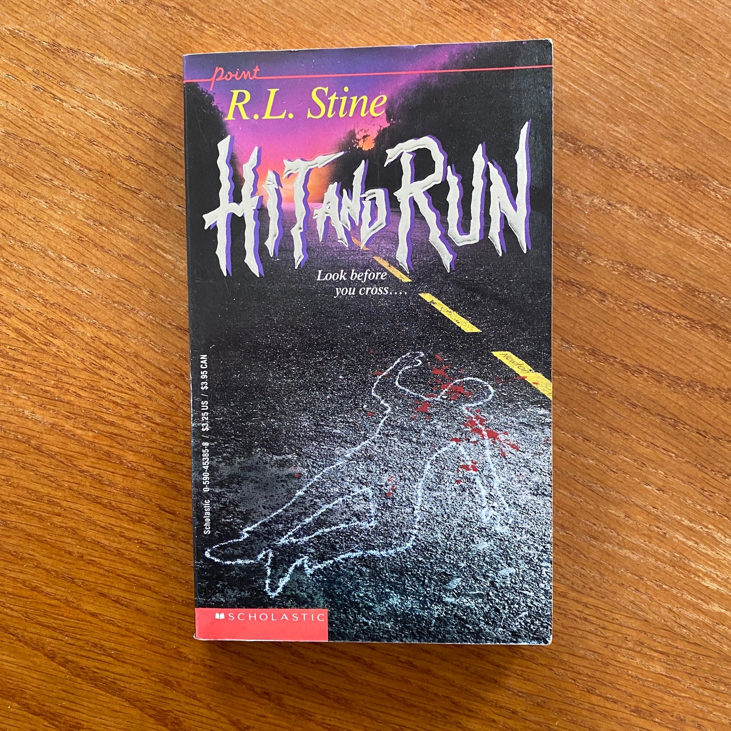 R.L Stine - Hit And Run