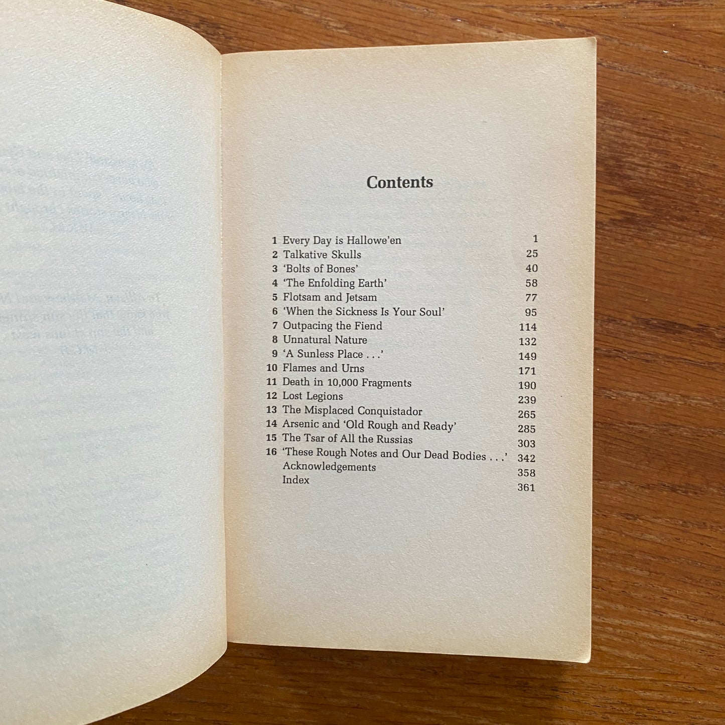 Dead Men Do Tell Tales - William R. Maples & Michael Browning