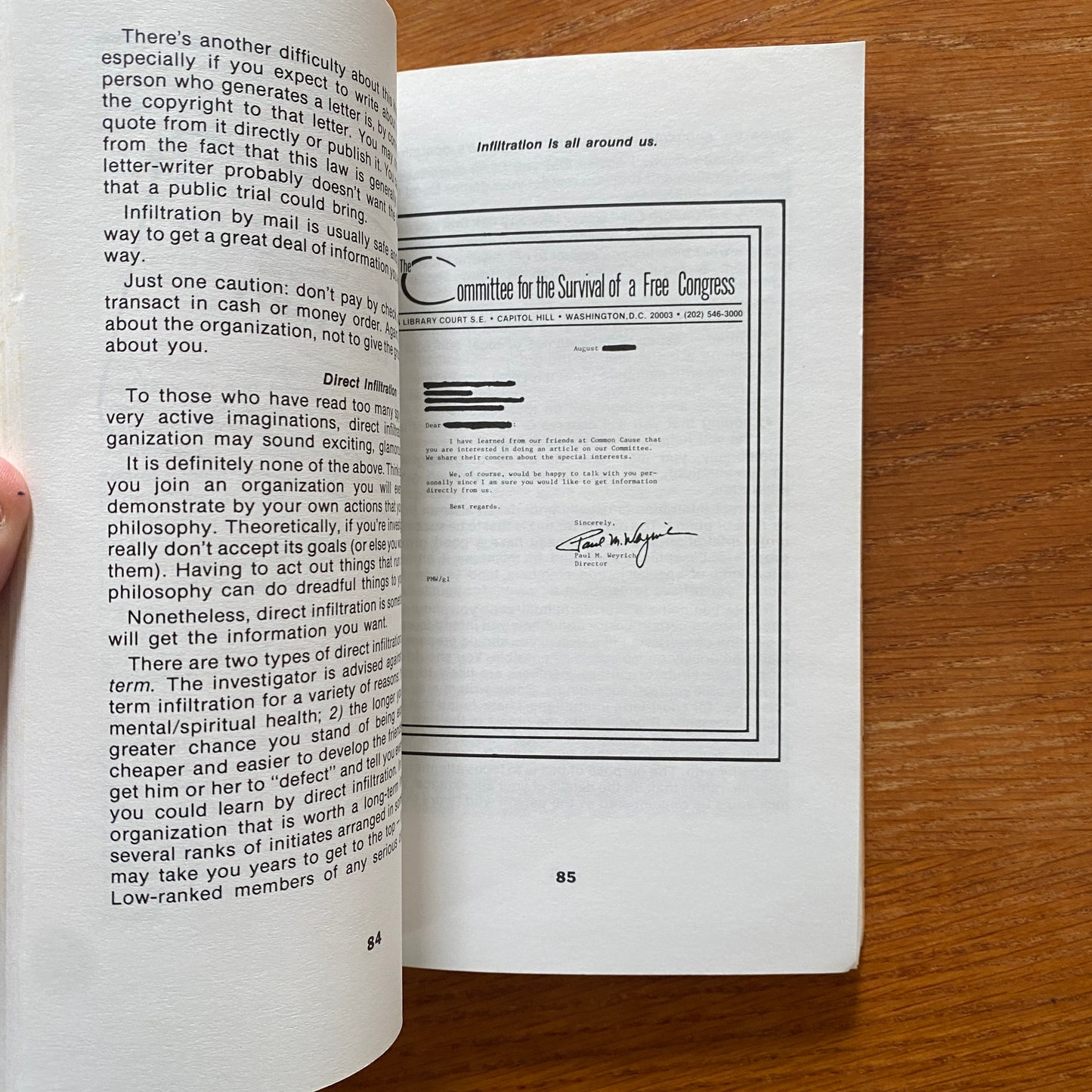 The Muckrakers Manual: How to Do Your Own Investigative Reporting - M. Harry