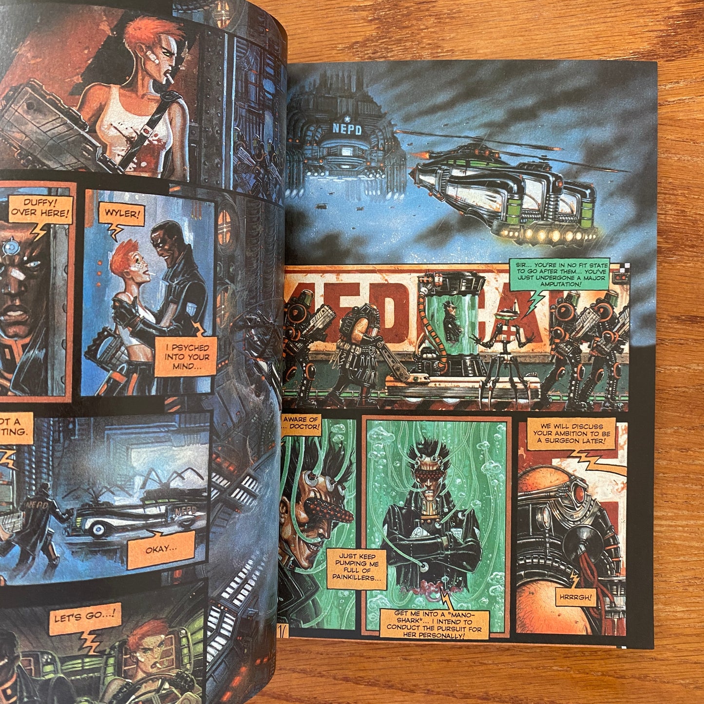V25.1 Heavy Metal - Sep 2001