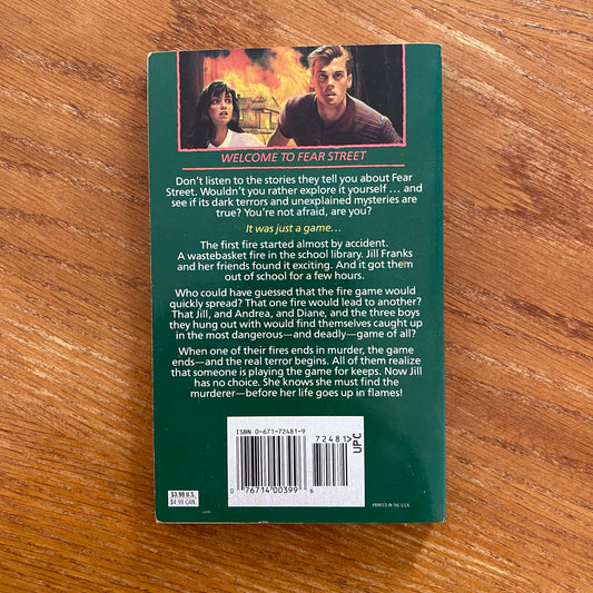R.L Stine - Fear Street: The Fire Game