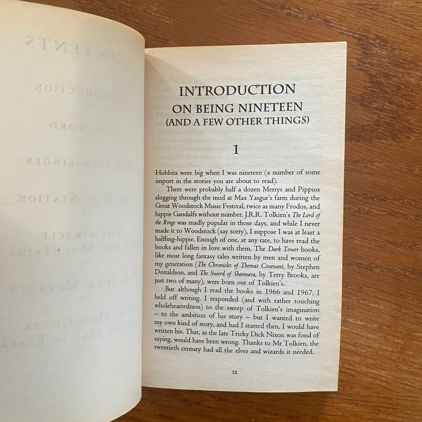 The Dark Tower I: The Gunslinger - Stephen King