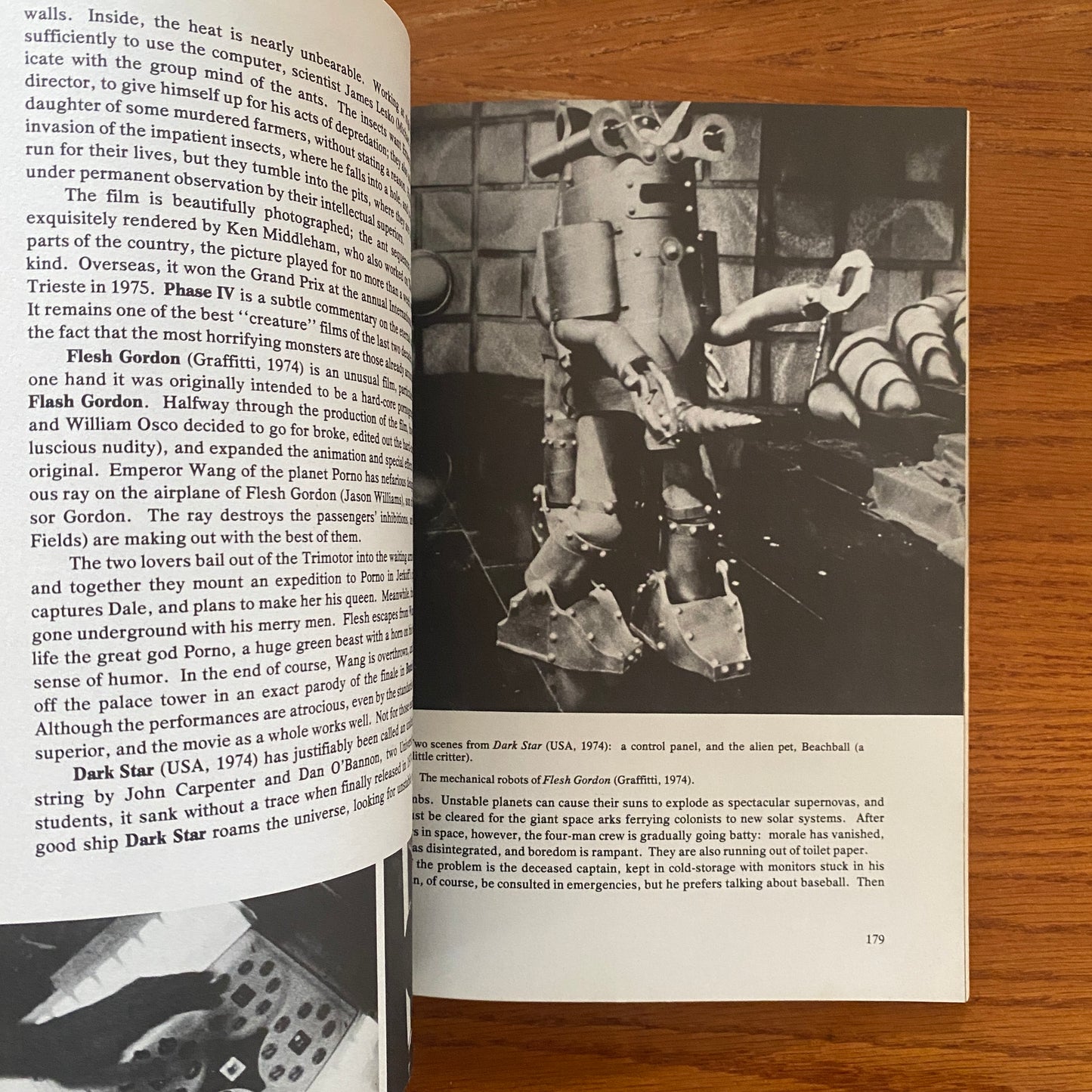 Things To Come: An Illustrated History of Science Fiction Film - Douglas Alver Menville