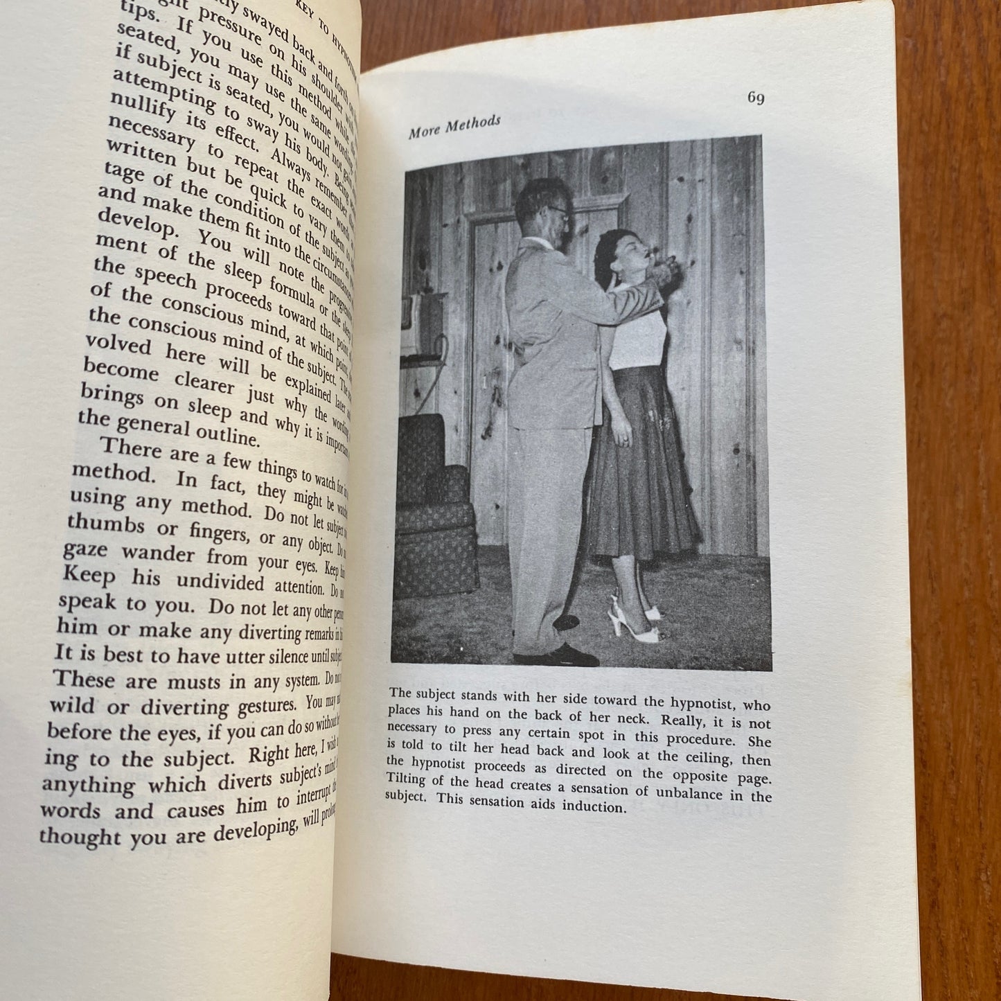 The Key to Hypnotism Simplified - James T. McBrayer