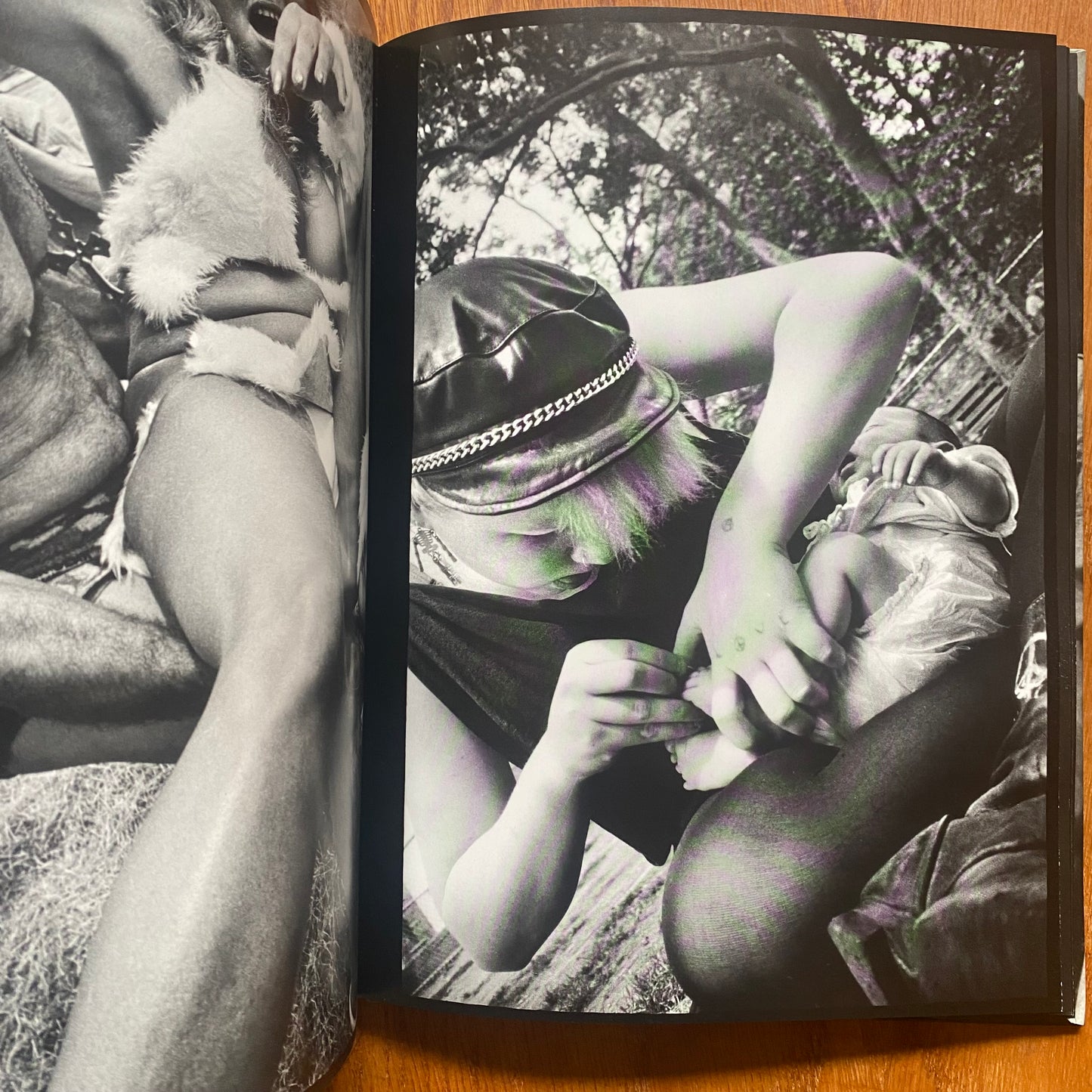 Hipshot: One-Handed, Auto-Focus Photographs by a Master Photographer – Ken Heyman