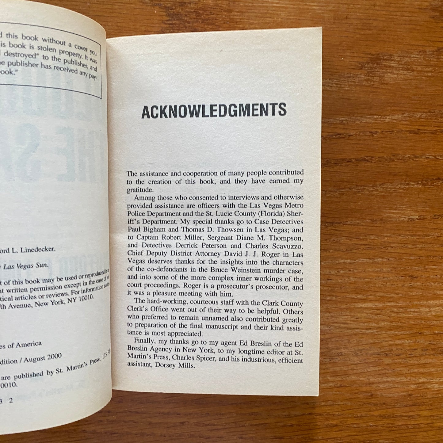 Blood In The Sand - Clifford L. Linedecker