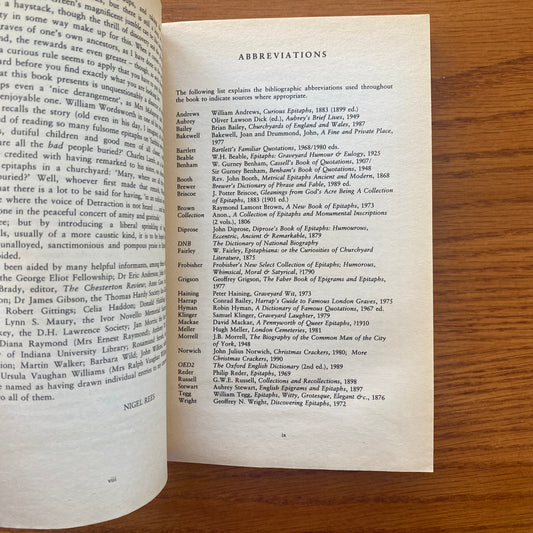 Epitaphs: A dictionary of grave epigrams and memorial eloquence - Nigel Rees