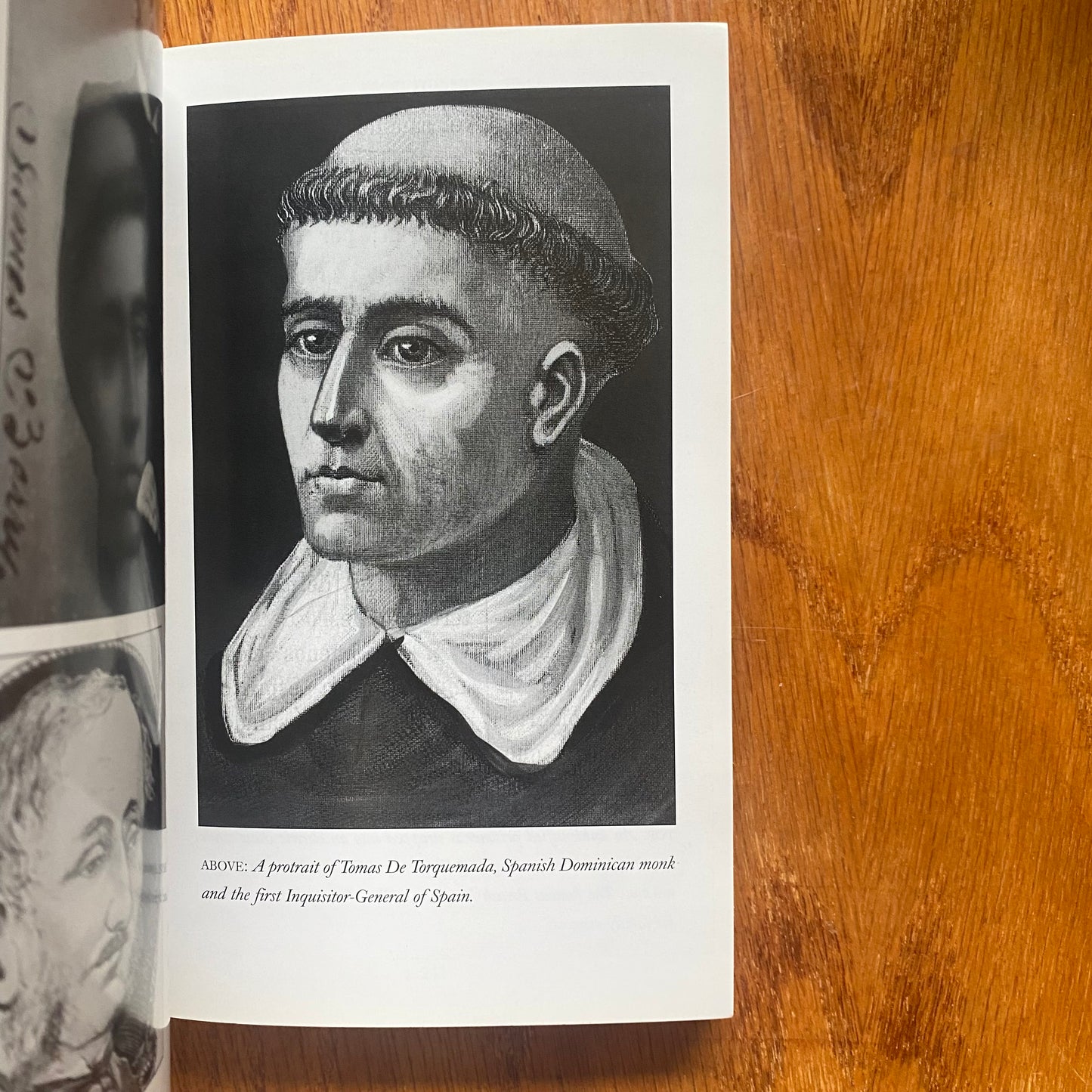 EXECUTIONERS: Men and Women Who Kill for the People - Anne Williams