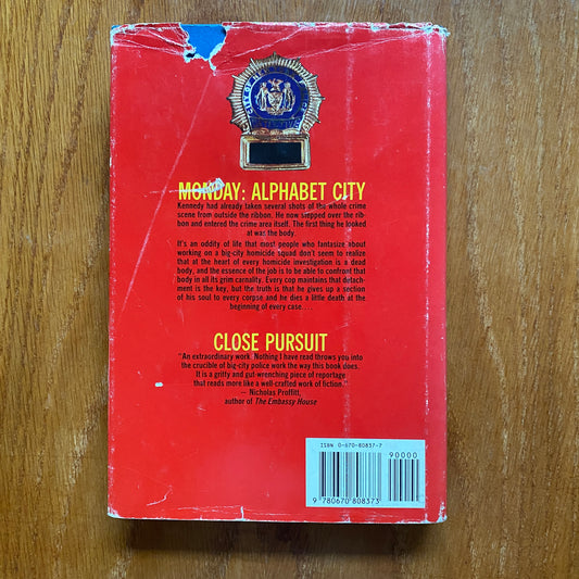 Close Pursuit - Carsten Stroud