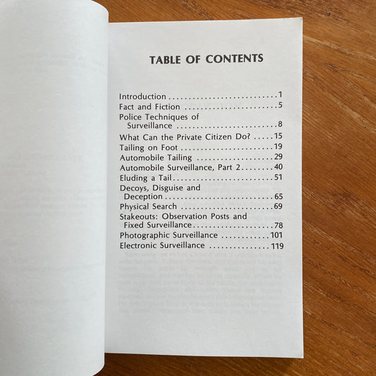 Shadowing and Surveillance: A Complete Guidebook - Burt Rapp