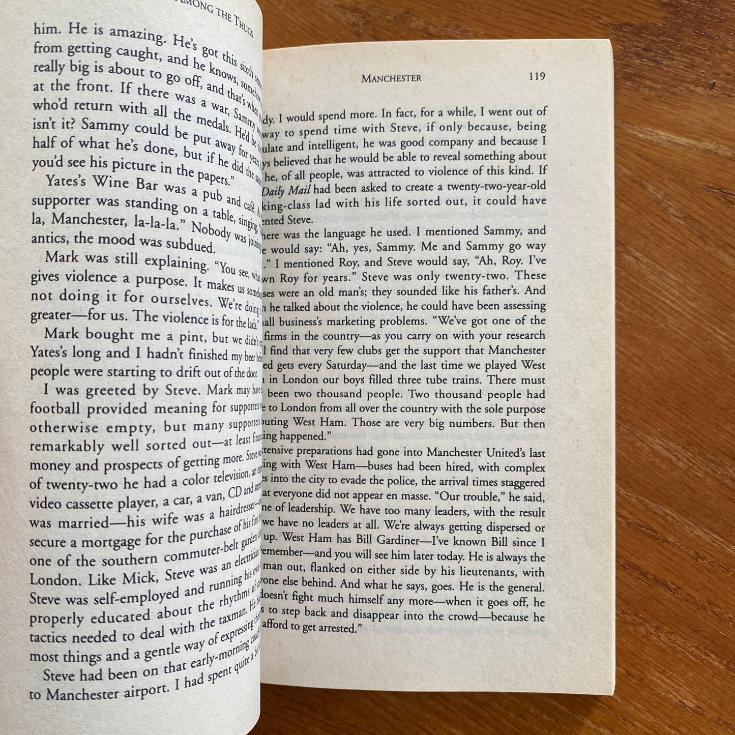 Among The Thugs - Bill Buford