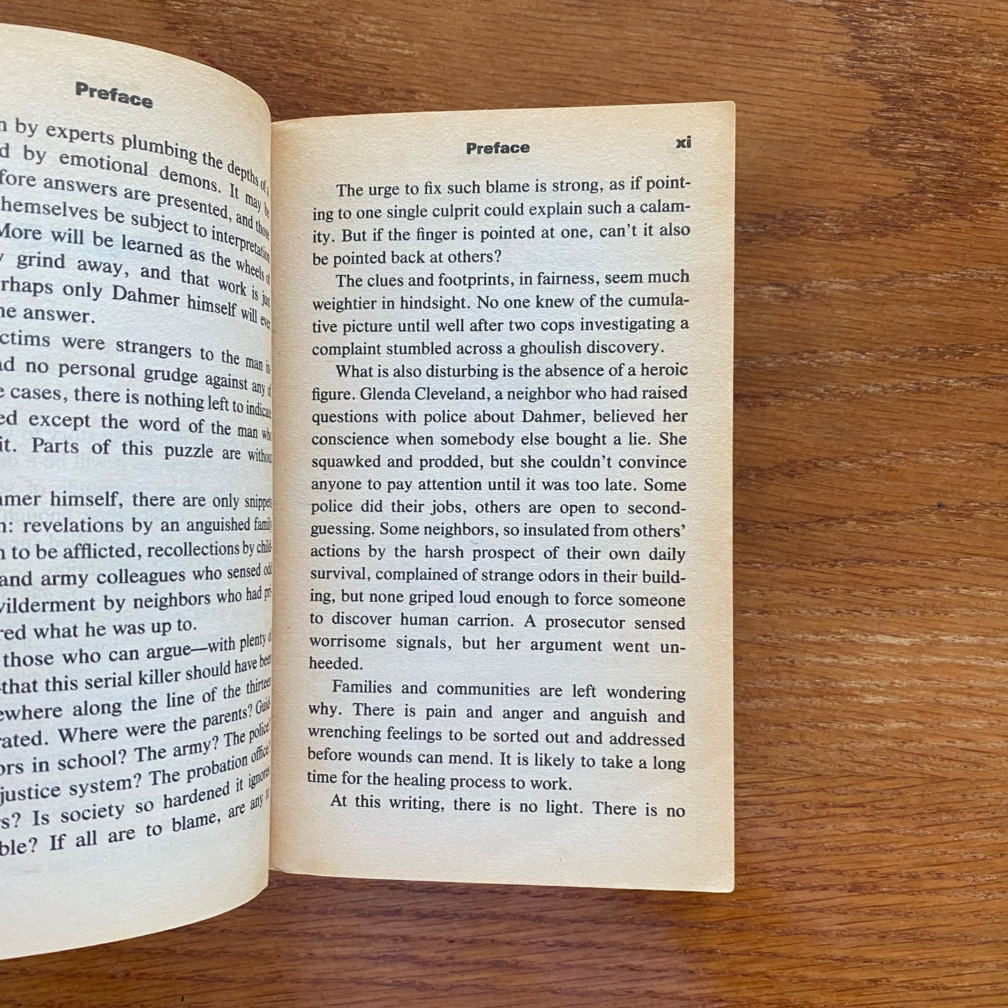 Milwaukee Massacre - Robert J. Dvorchak & Loisa Holewa