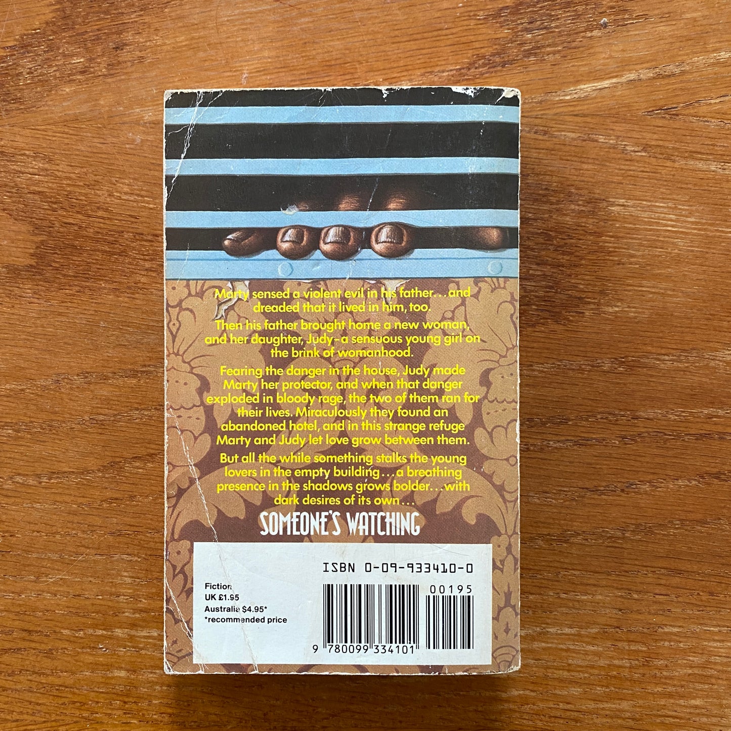 Someones Watching - Andrew Neiderman