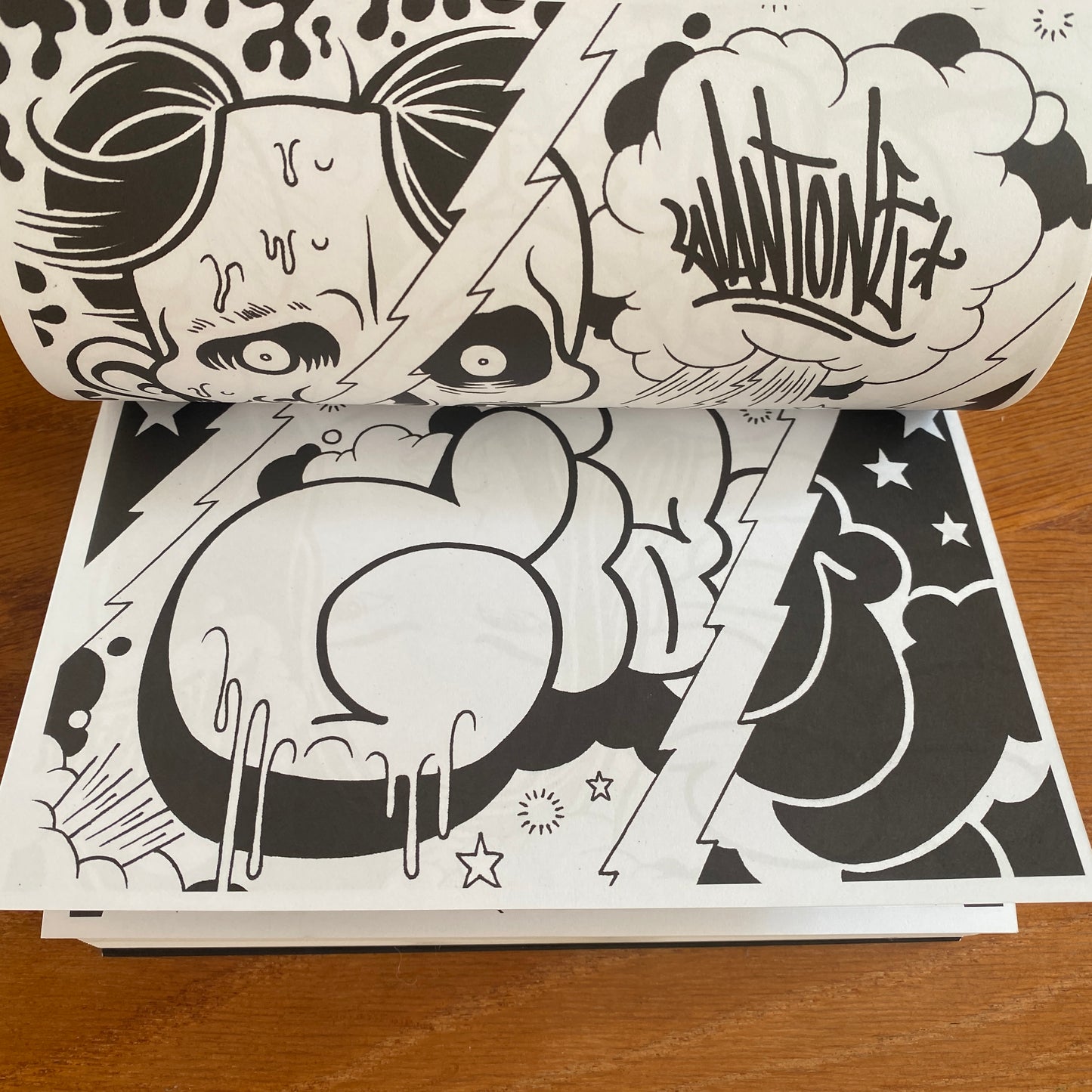 The Skullz Press Compendium  - Mike Giant