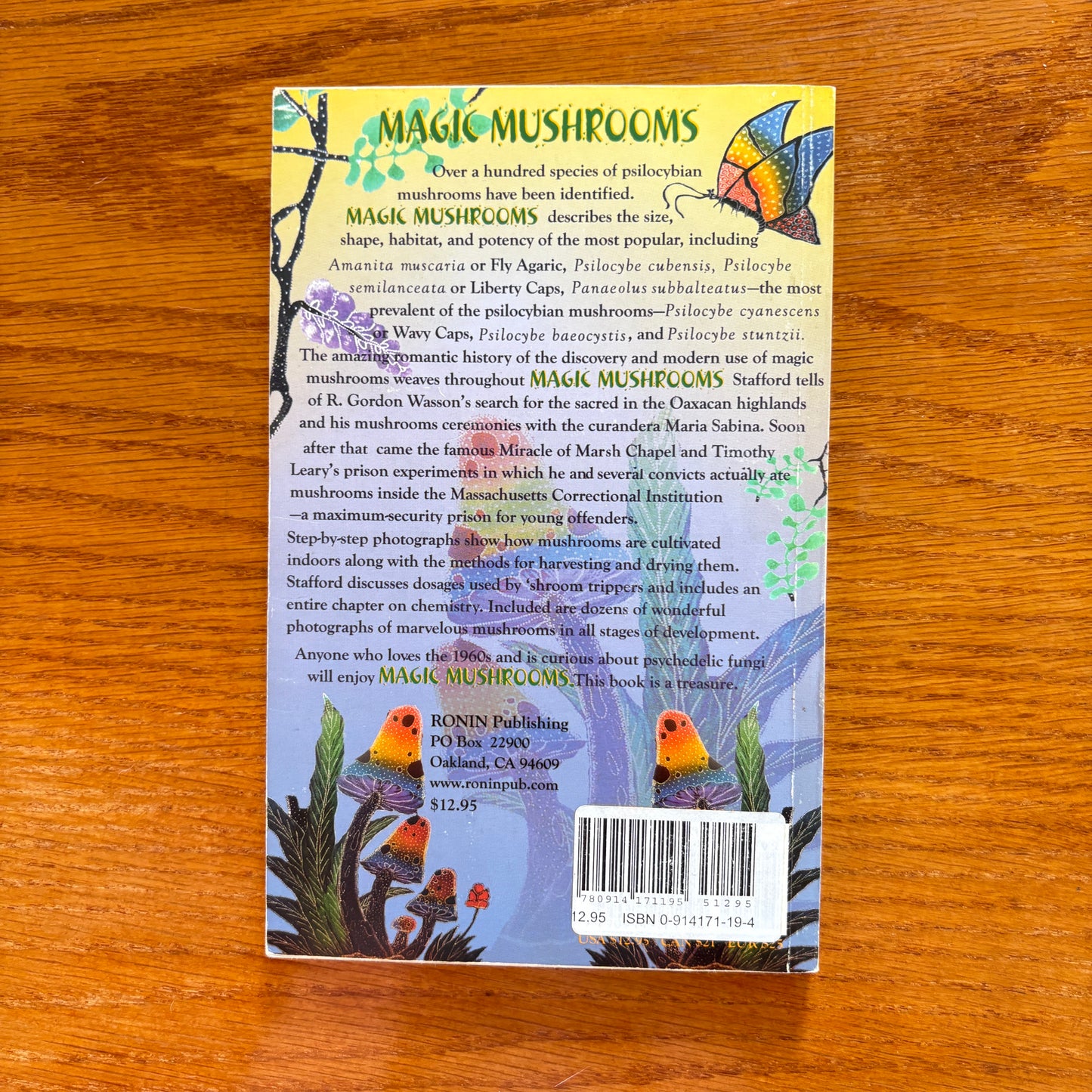 Magic Mushrooms - Peter Strafford