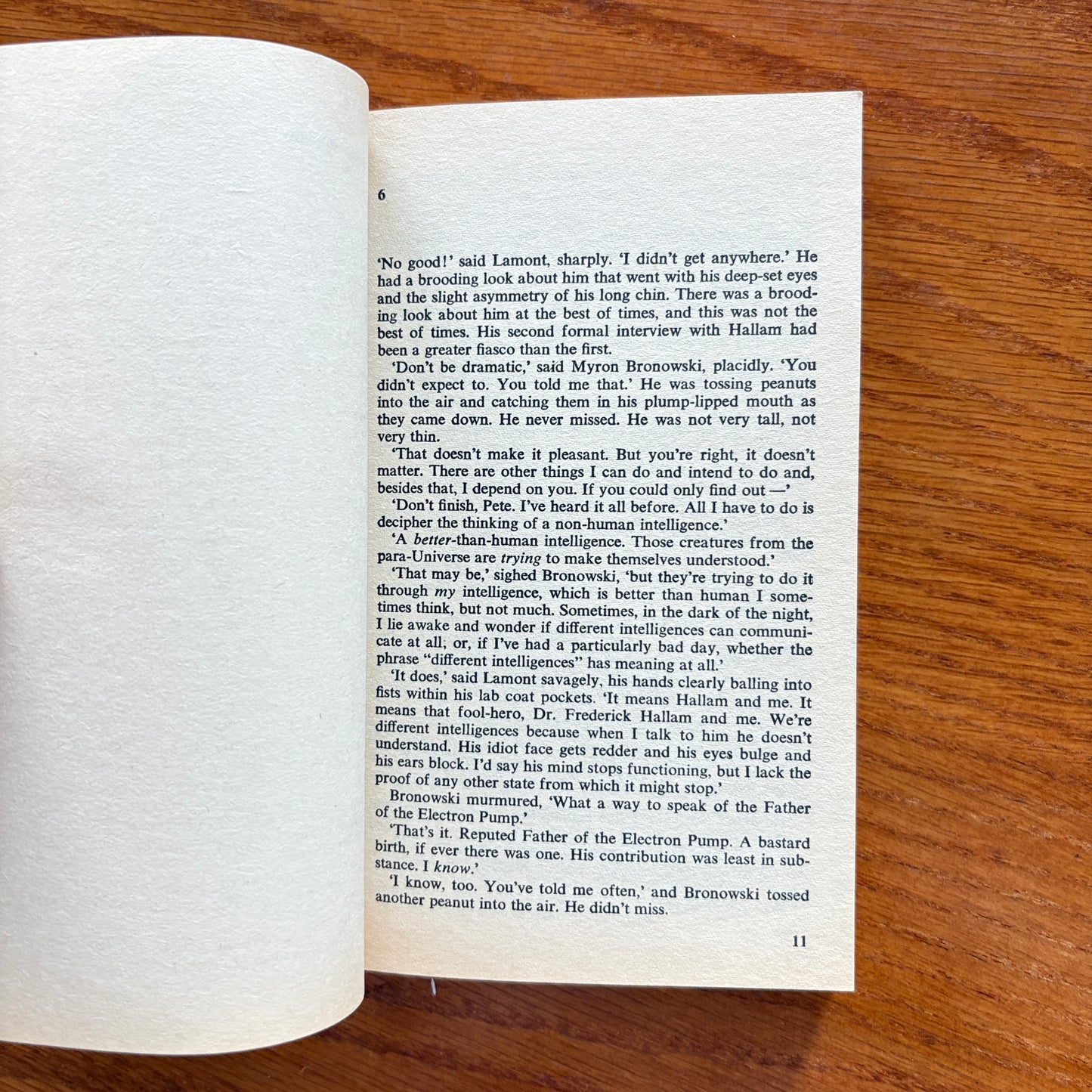 Isaac Asimov - The Gods Themselves