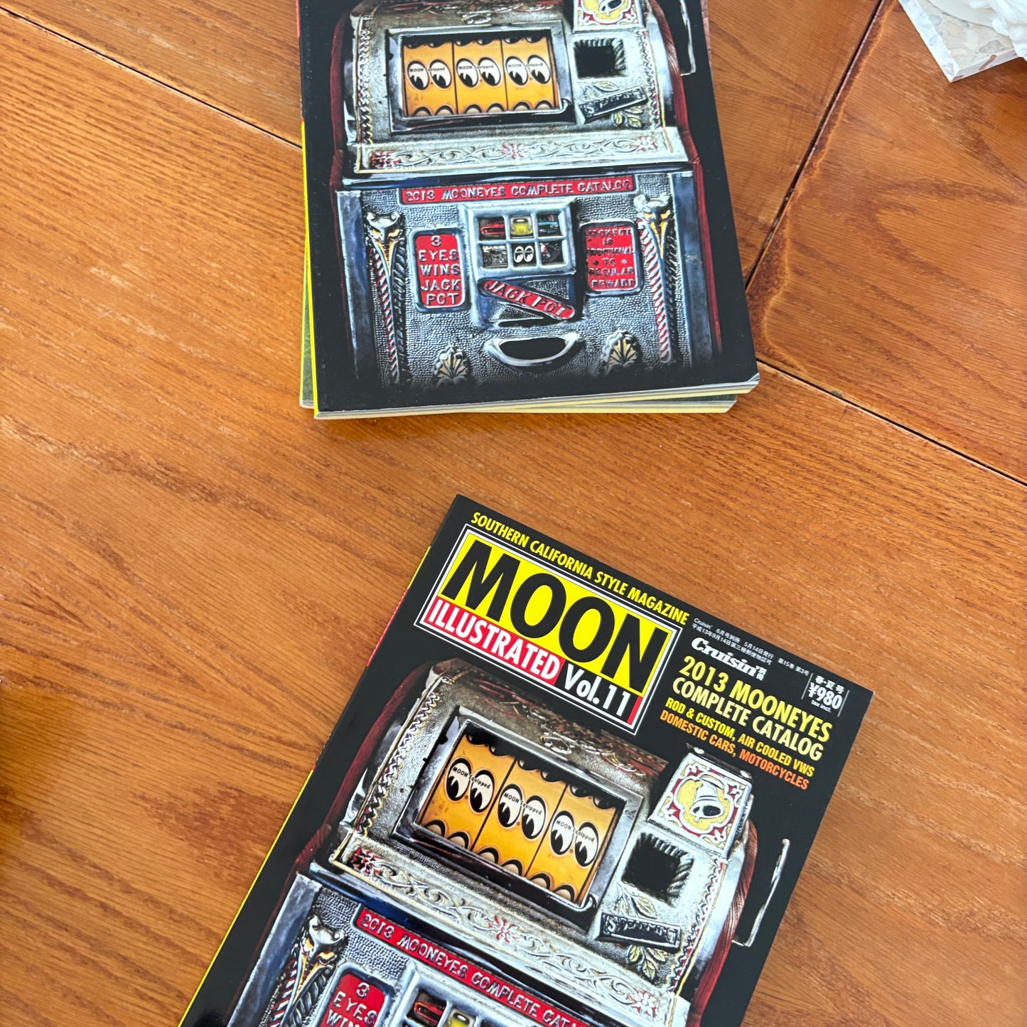 Moon Illustrated Vol. 11