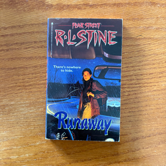 R.L Stine - Fear Street: Runaway