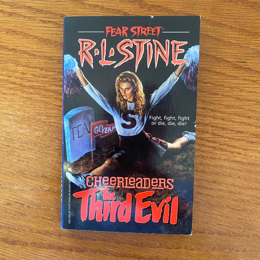 R.L Stine - Fear Street: Cheerleaders The Third Evil