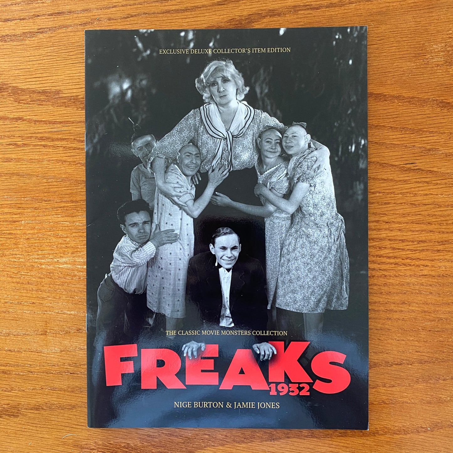 Freaks 1932 - Nige Burton & Jamie Jones