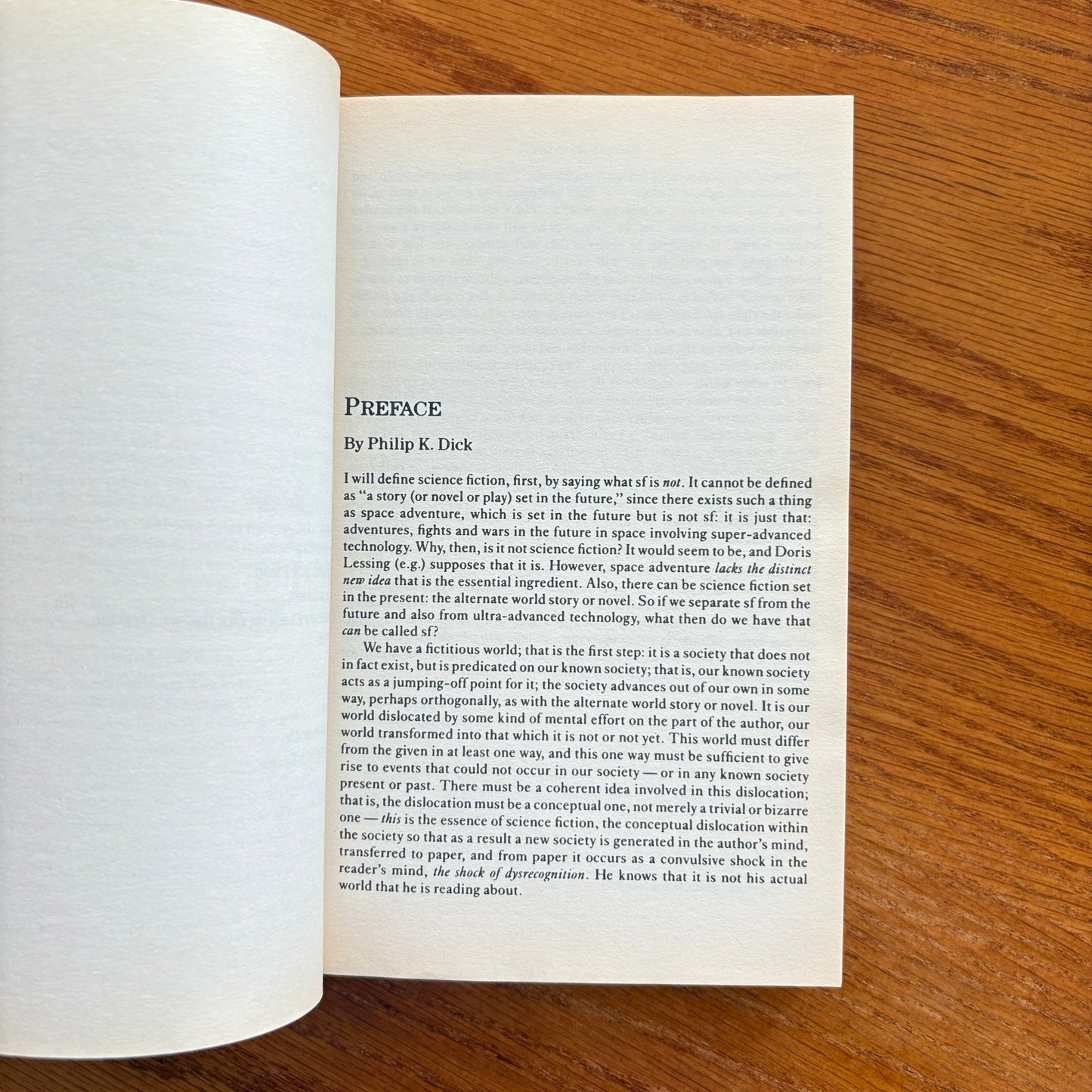 Philip K. Dick - Beyond Lies The Wub