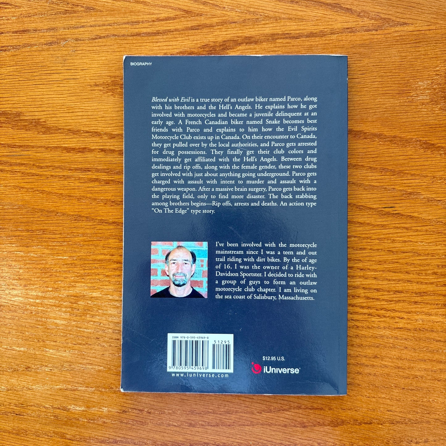Blessed with Evil: A Story of the Hells Angels and the Evil Spirits Motorcycle Clubs -  Parco Senia