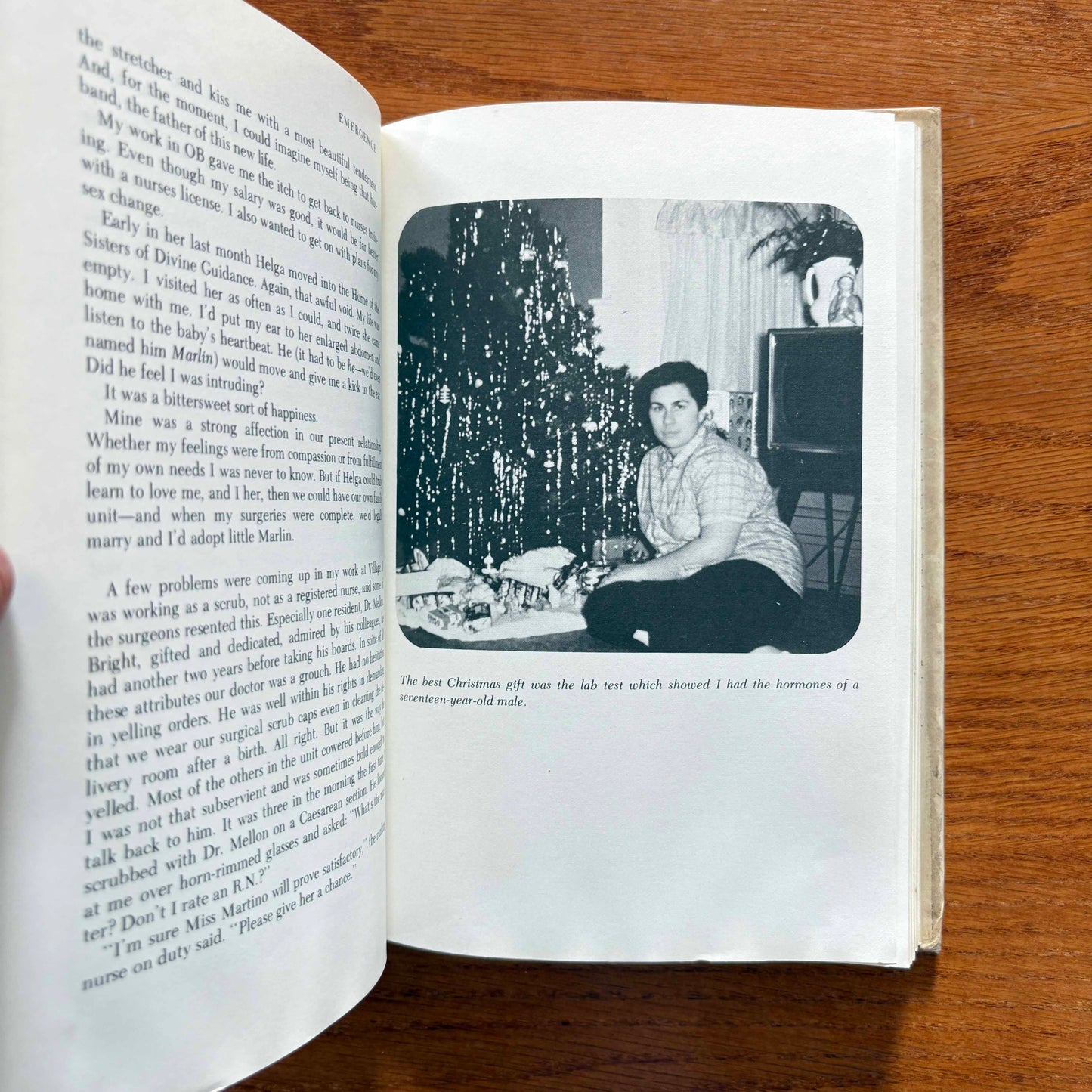 Emergence: A Transsexual Autobiography - Mario Martino