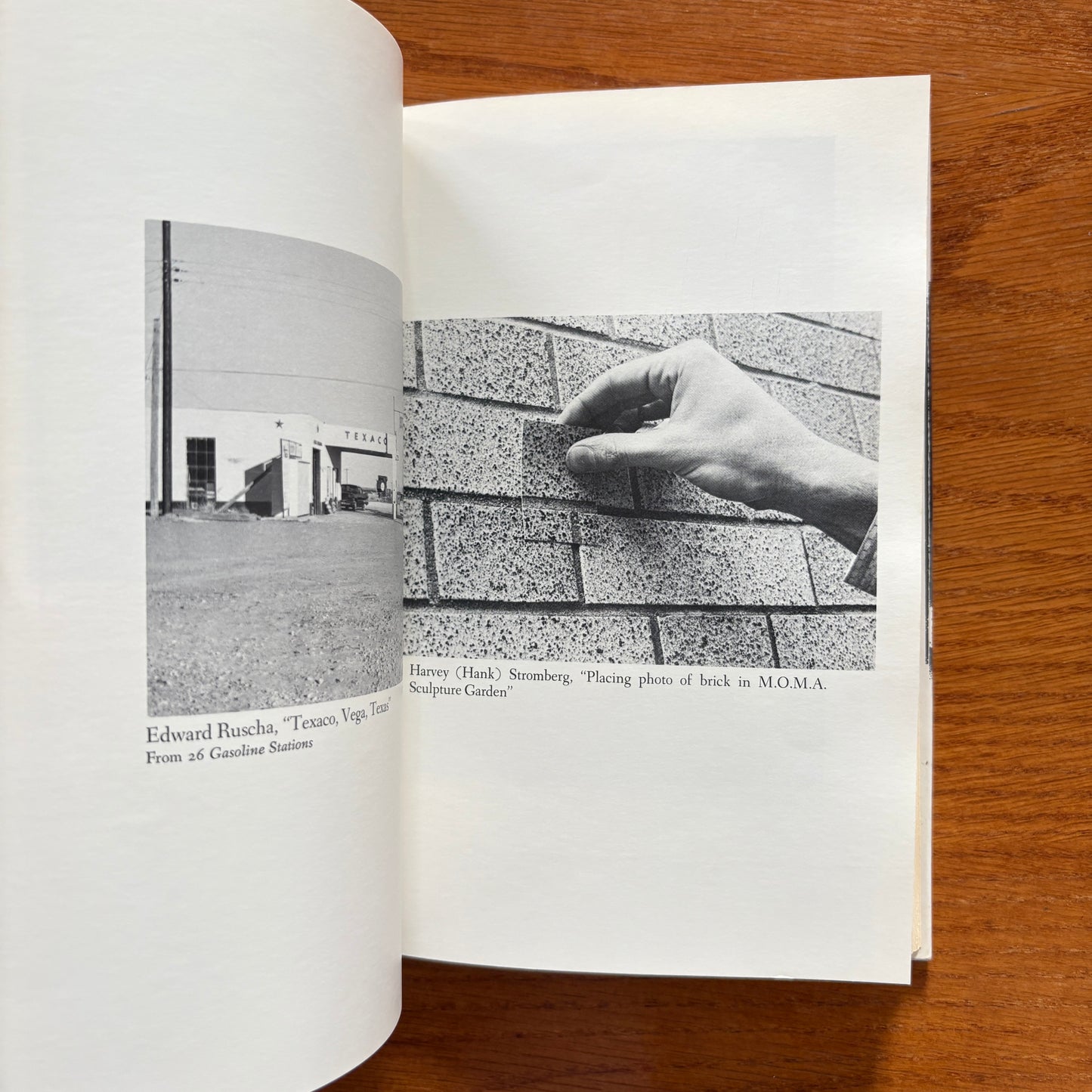 Light Readings: A Photography Critic’s Writings 1968–1978 - A.D. Coleman