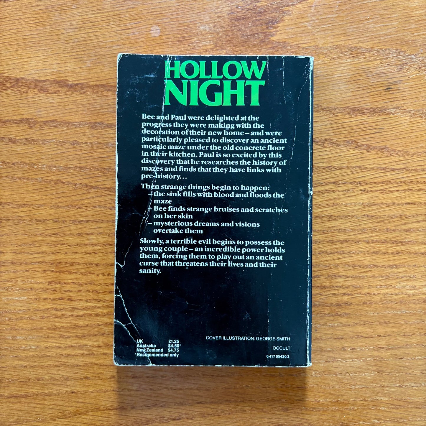 Hollow Night - Cynthia Harrod-Eagles