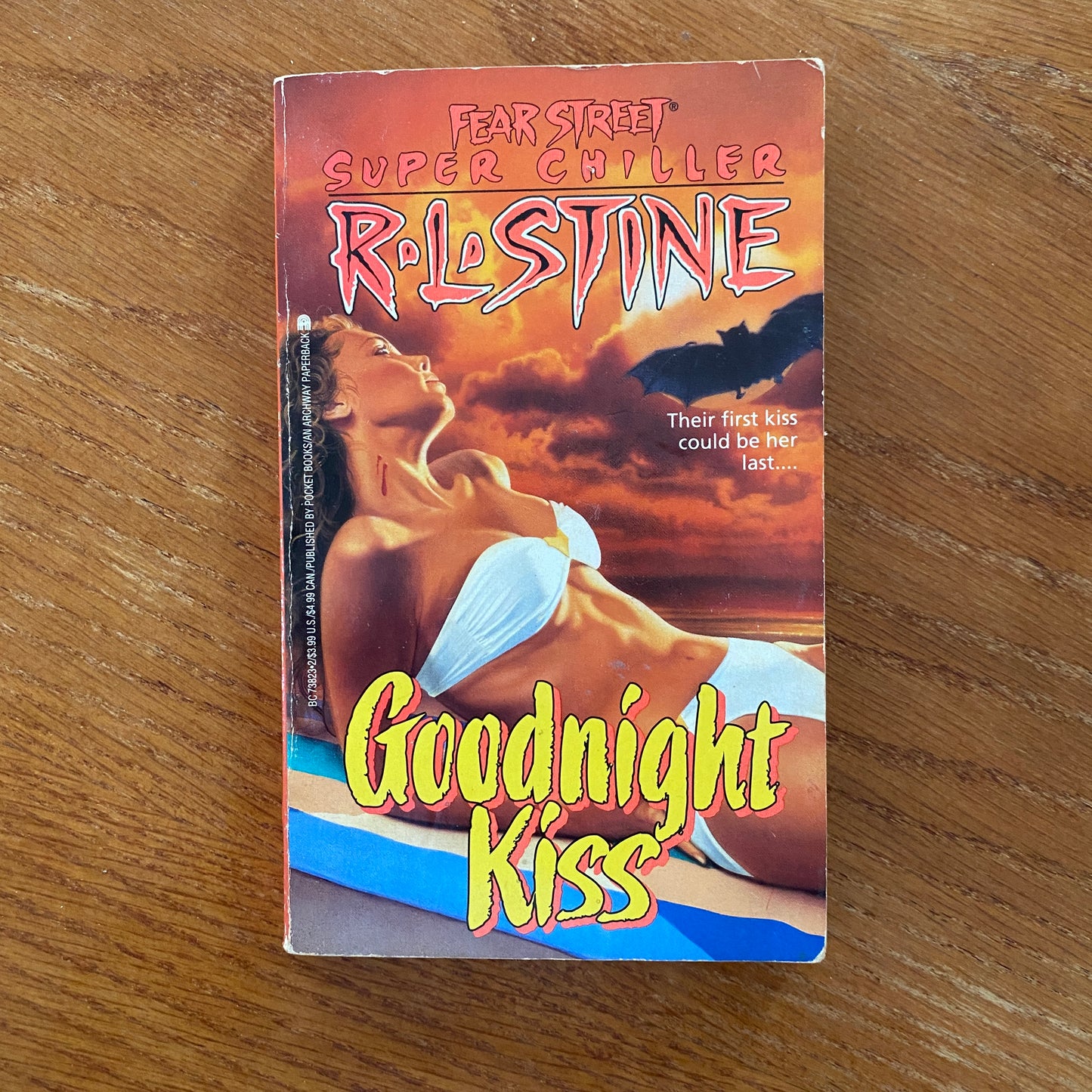 R.L Stine - Fear Street: Goodnight Kiss
